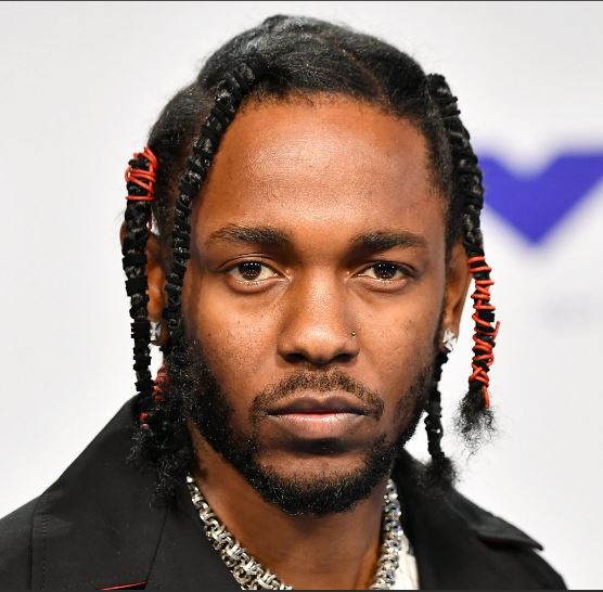 how tall is kendrick lamar And Biography